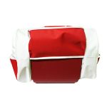 Sportmedical Hűtőláda Nyereg Nagy Piros, nagy méretű hűtőláda és ülőke sportoláshoz